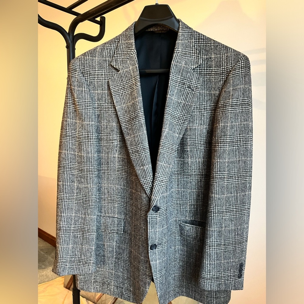 Christian St. John Men’s Black Plaid Blazer